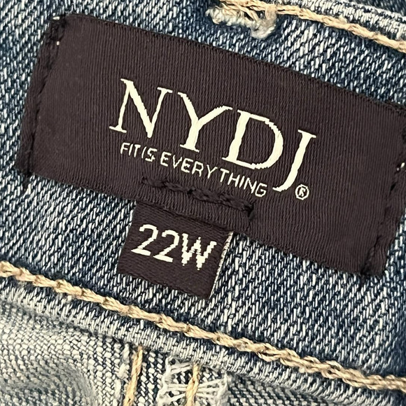 NYDJ NWT Marilyn Straight Ankle Jeans in Easley Plus Size 22W - Picture 13 of 16